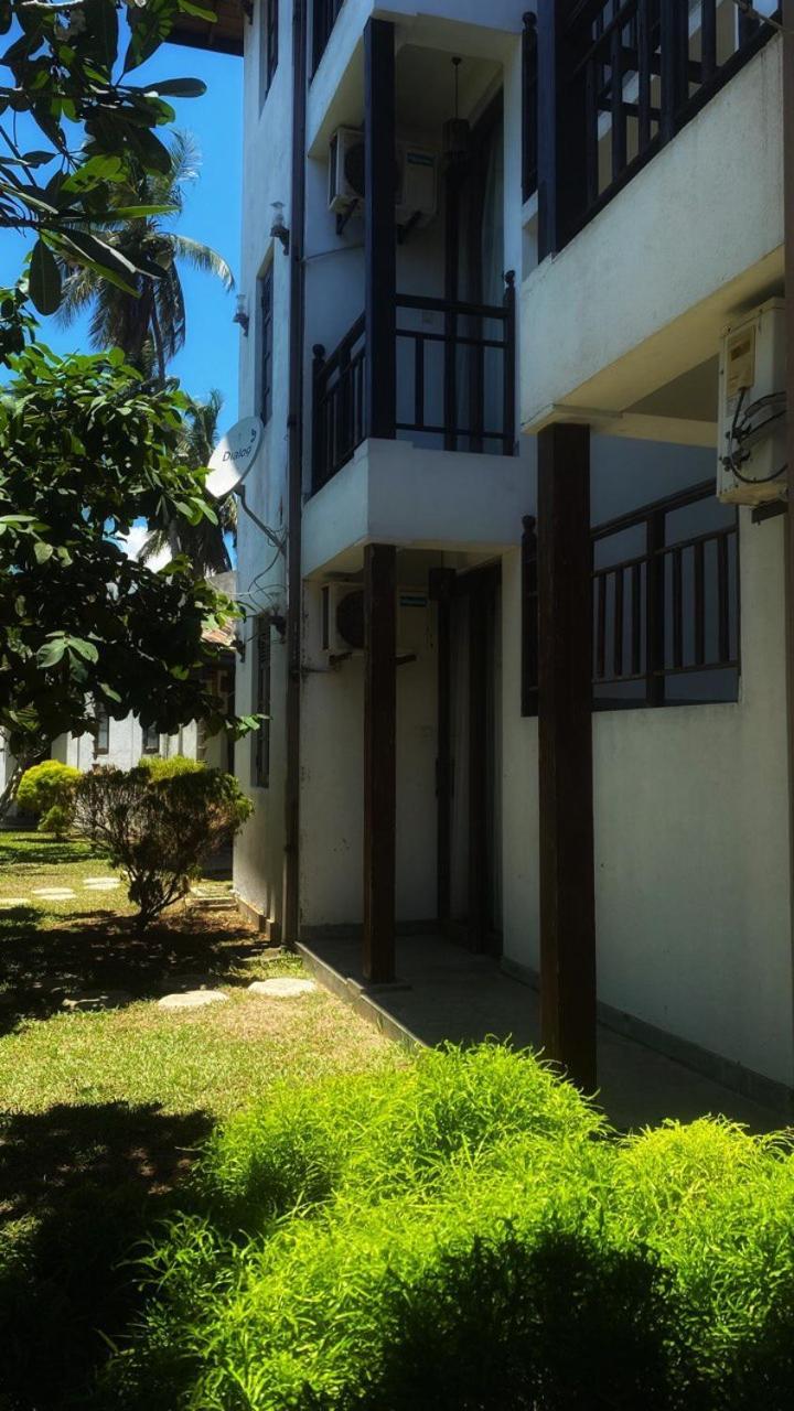 Lagoon Boutique Hotel Kanattegoda Exterior foto
